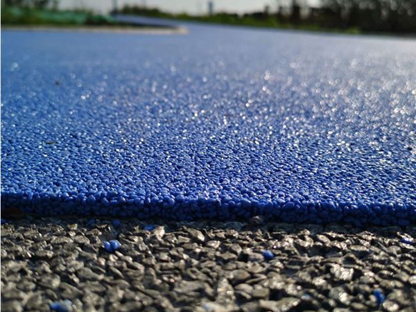 滨江透水沥青道路施工